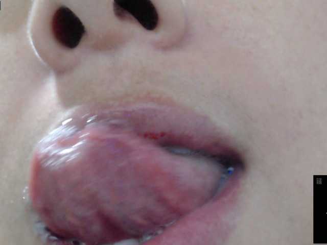 Fotos Danna-nau sloppy deepthroat spit in my face very nasty