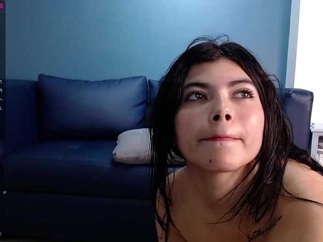 Fotos DannaWhitee #new #latina #bigas #pussy im new here, what do u wait for have a horny show with me?