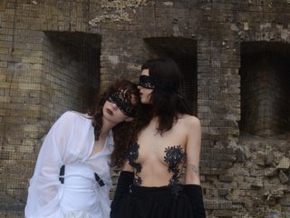 Erotischer Video -Chat DarkDollsi