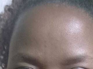 Erotischer Video -Chat Delphinnah