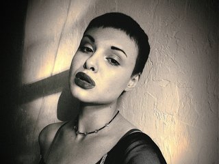 Erotischer Video -Chat Dita-Jung