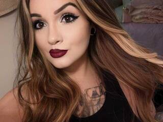 Erotischer Video -Chat Doll4Sir