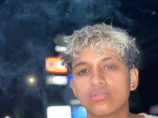 Erotischer Video -Chat Dominick-jones