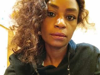 Erotischer Video -Chat EbonyAshanti