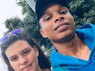 Erotischer Video -Chat Eddie-Bella