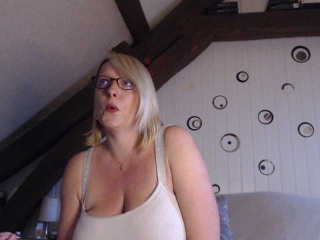 Sendung Screenshots EleannaRose