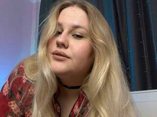 Erotischer Video -Chat ElienArinly