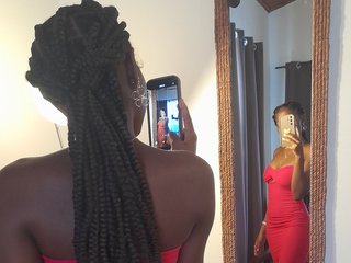 Erotischer Video -Chat ElieSayana