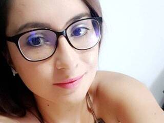 Erotischer Video -Chat Ellarouge