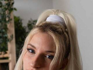 Erotischer Video -Chat Ellie-Connor