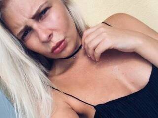 Erotischer Video -Chat elya4200