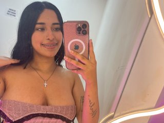 Erotischer Video -Chat Emily-tay1