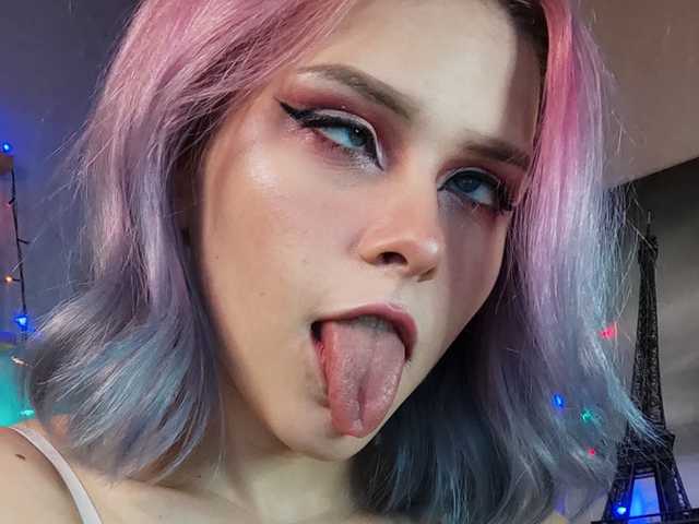 Erotischer Video-Chat emilya666