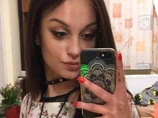 Erotischer Video -Chat EmilyBabe