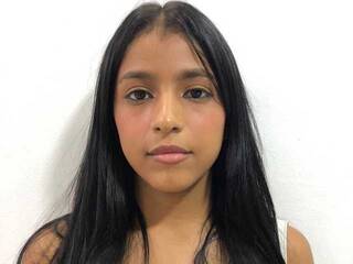 Erotischer Video -Chat emyll01