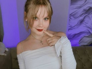 Erotischer Video -Chat Essie-Fanning