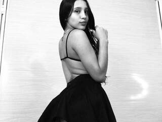 Erotischer Video -Chat Evangeline18