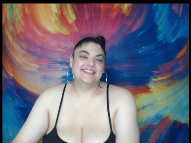Fotos Exotic_Melons 46DDD, All Natural Mixed Italian BBW! Sound in private! 50 tokens flash huge Melons in free chat!