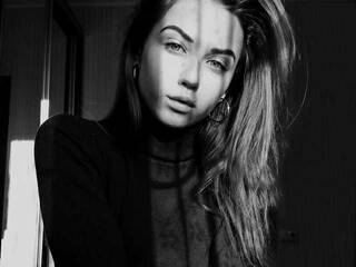 Erotischer Video -Chat F-O-M-A