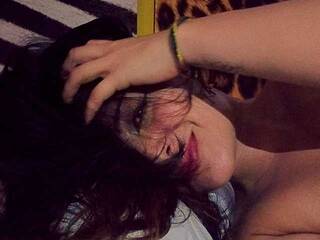 Erotischer Video -Chat Flora-med