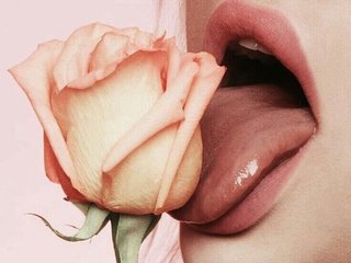 Erotischer Video -Chat Innocent_Flower