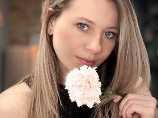 Erotischer Video -Chat AriaSpark