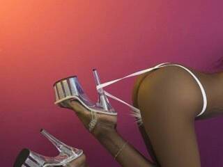 Erotischer Video -Chat GinnaBolton