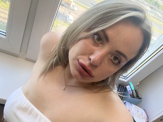 Erotischer Video -Chat HollyDoll