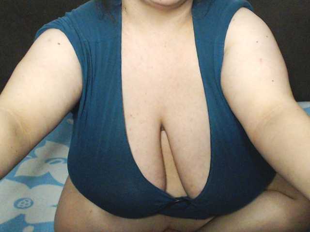 Fotos hotbbwboobs Hi guys. I'm new here. Make me happy #40 flash boobs #50 oil lotion on boobs #60 flash ass #80 flash pussy #100 Snapchat #150 naked #170 finger pussy #200 Dildo in pussy