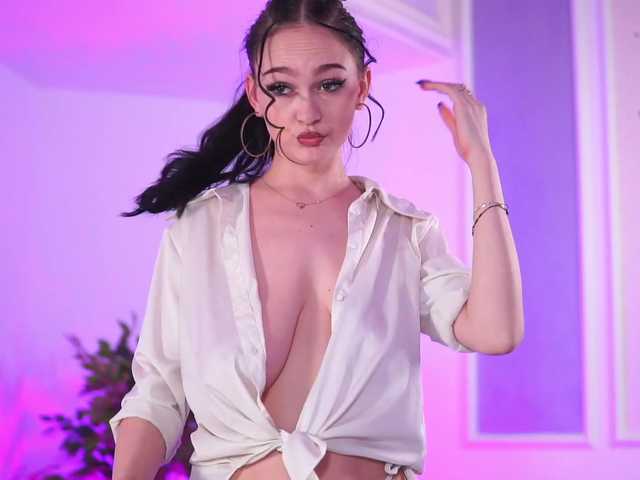 Sendung Screenshots HotSkinnyX