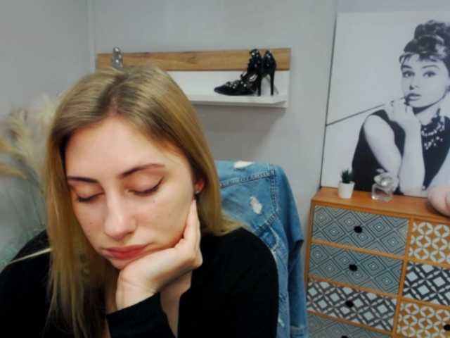 Sendung Screenshots hottieLAURA