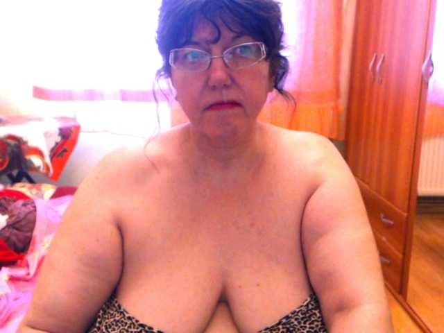 Sendung Screenshots HugeTitsXXX