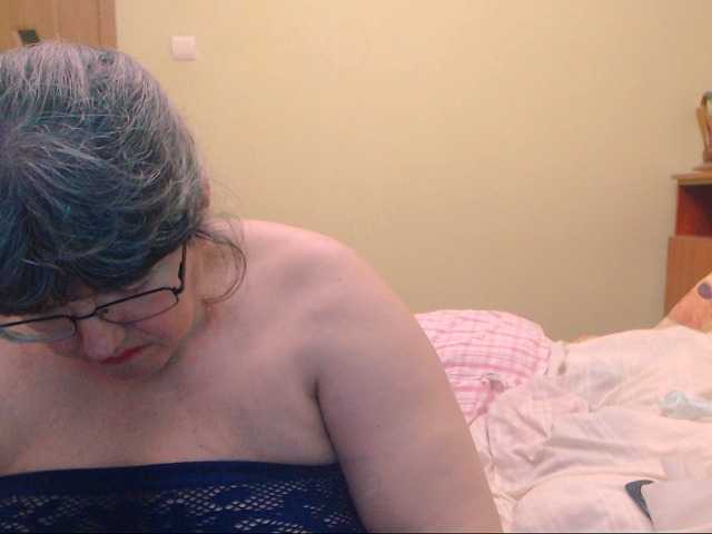 Sendung Screenshots HugeTitsXXX