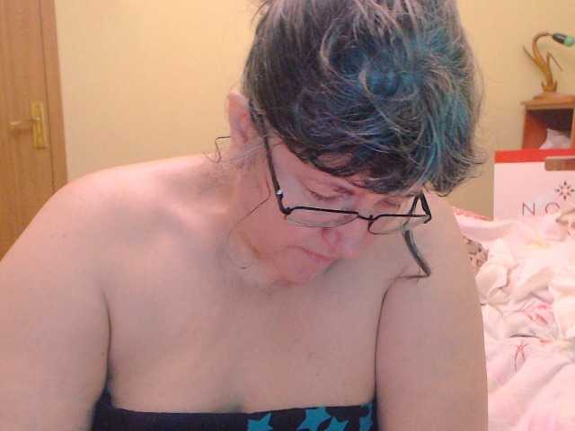 Sendung Screenshots HugeTitsXXX