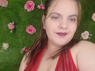 Erotischer Video -Chat HugeTittiess