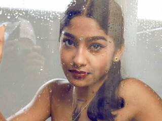 Erotischer Video -Chat ishani-