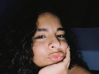 Erotischer Video -Chat Isis-gil