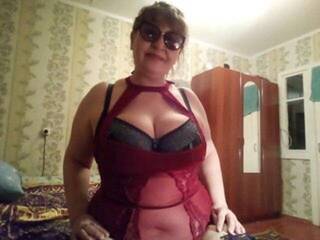 Erotischer Video -Chat Iya08