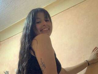 Erotischer Video -Chat Joyce-Rosse