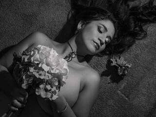 Erotischer Video -Chat JuliRobert