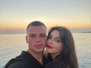 Erotischer Video -Chat little_julia011