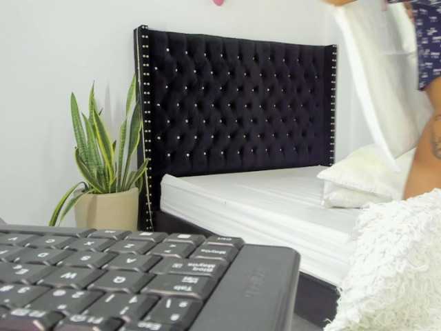 Sendung Screenshots July-moore