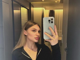 Erotischer Video -Chat KatyDaysie