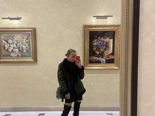 Erotischer Video -Chat Kay-Lally