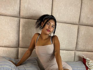 Erotischer Video -Chat Kayra-Rodriguez