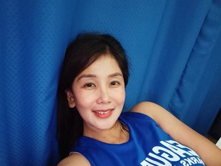 Erotischer Video -Chat Miyuki