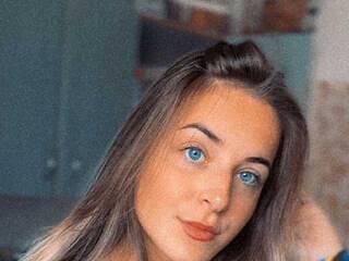 Erotischer Video -Chat KileyMinoww