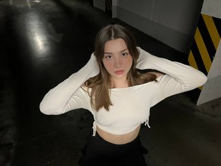 Erotischer Video -Chat KisaPurr