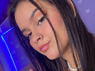 Erotischer Video -Chat KrissSweetBoobs