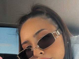 Erotischer Video -Chat LarynBlackCat